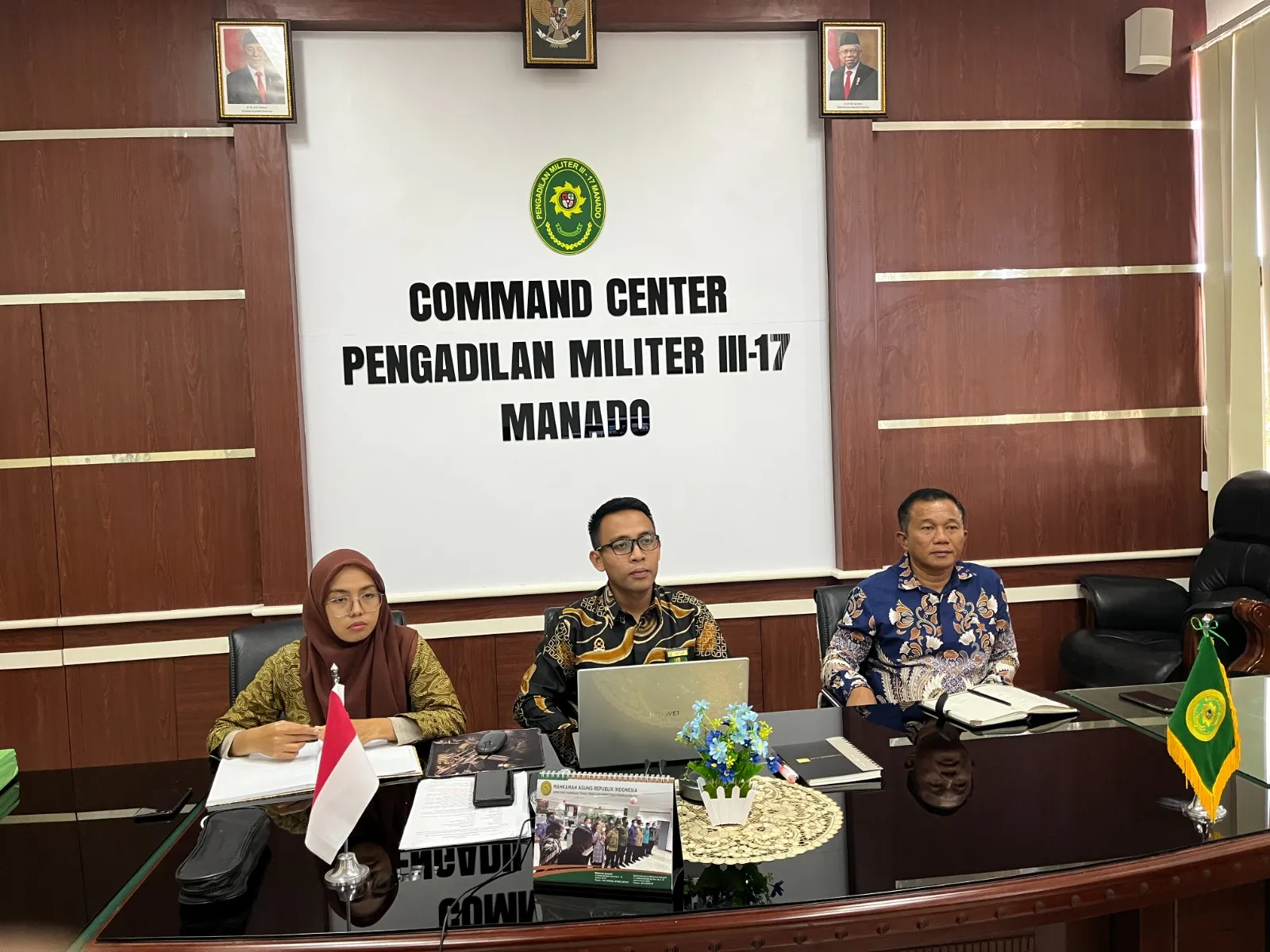 MENGIKUTI SOSIALISASI OLEH SAPDA (Sentra Advokasi Perempuan, Difabel, dan Anak) 